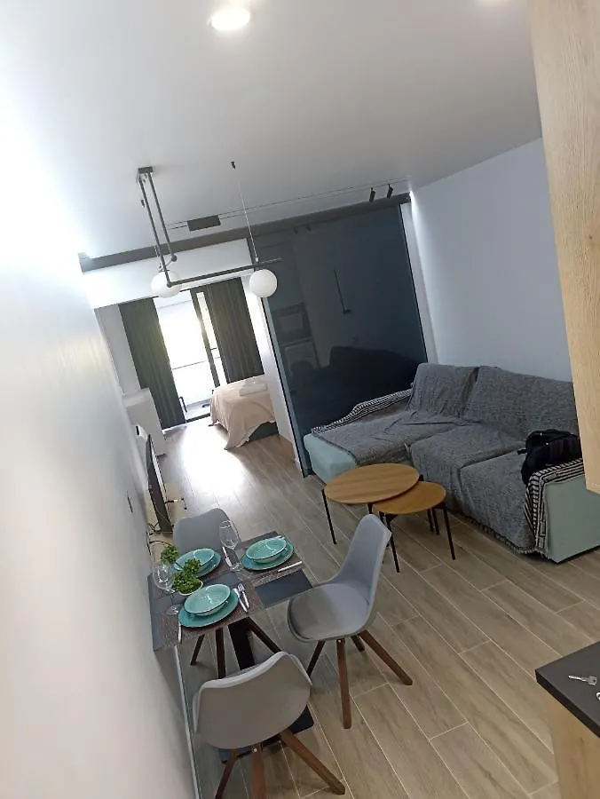 Deluxe Apartment Bllok ティラナ